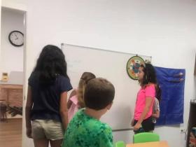 active-in-english-014