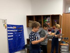 active-in-english-movers1010