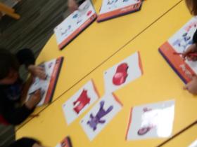 active-in-english-robins008